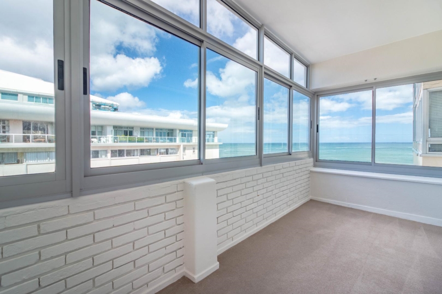 1 Bedroom Property for Sale in Three Anchor Bay Western Cape